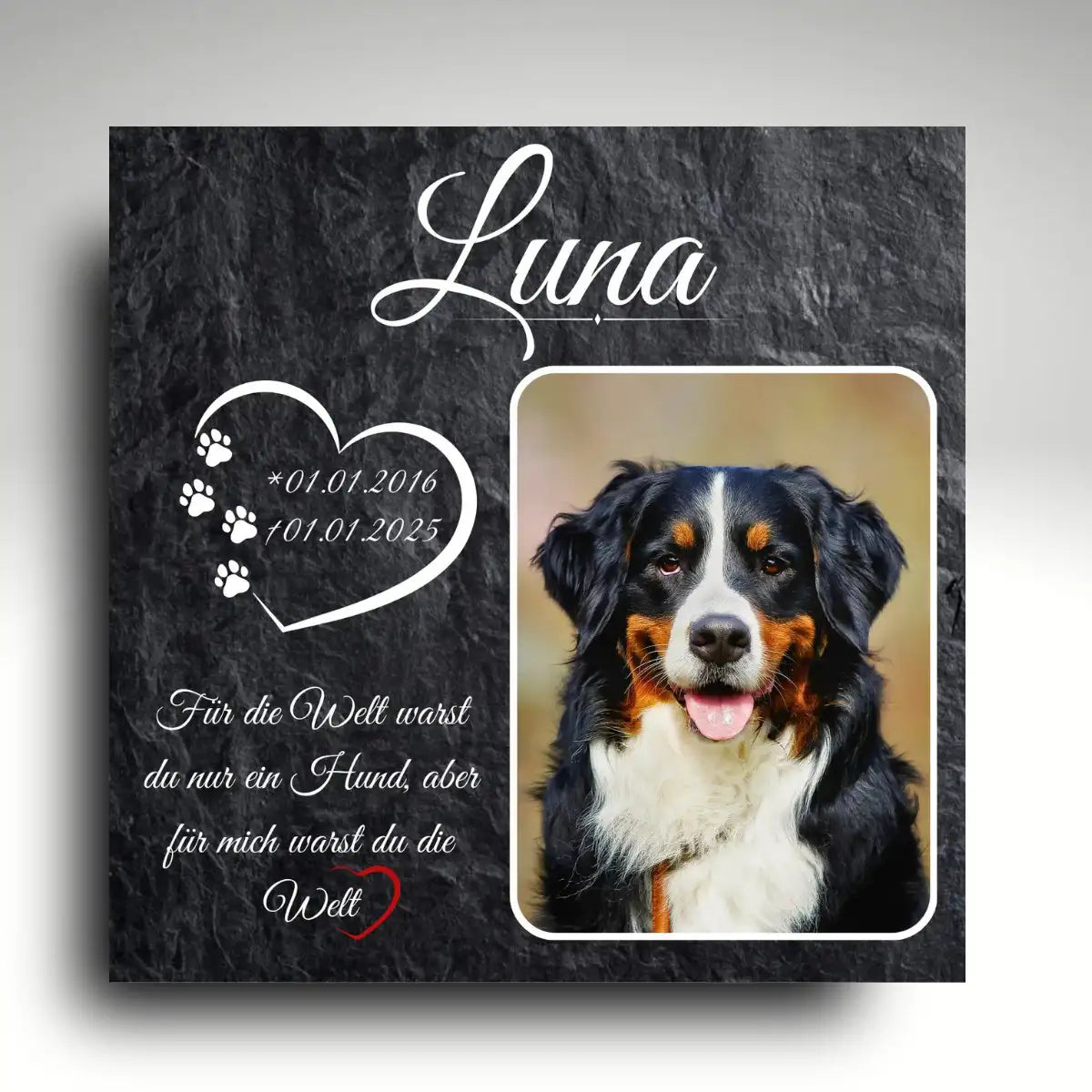 Gedenktafel Hund in Schiefer-Optik, personalisierter Tiergrabstein mit Hundefoto und Herzmotiv aus wetterfestem Alu-Dibond