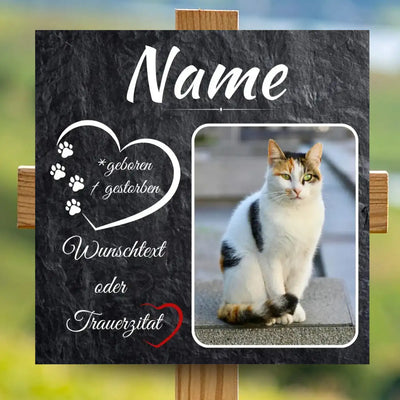 Gedenktafel Katze in Schiefer-Optik, quadratischer Tiergrabstein mit Katzenfoto und Herzmotiv, personalisiert aus wetterfestem Alu-Dibond