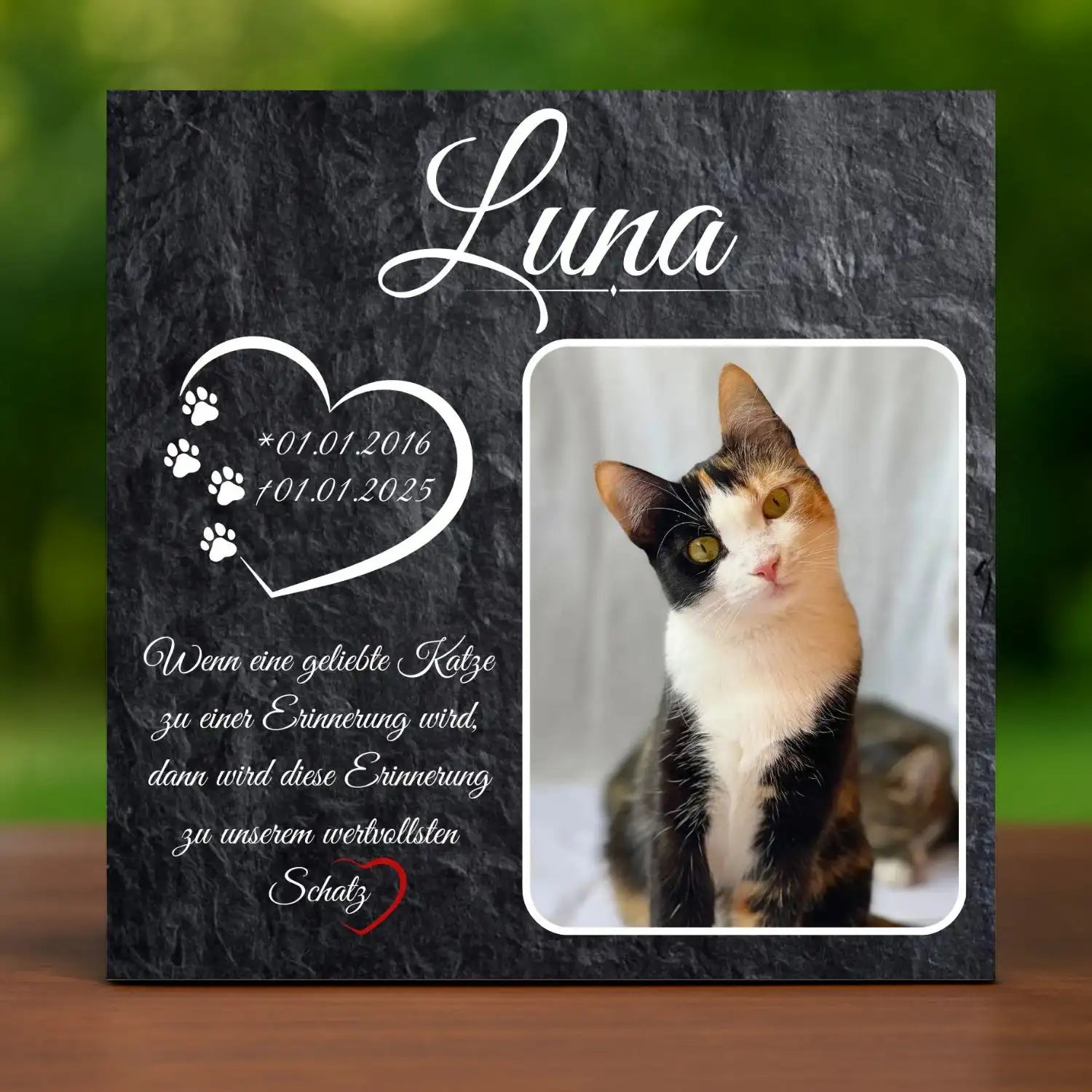 Wetterfester Grabstein Katze in Schiefer Optik mit Katzenbild, Name und Datum als Tier Andenken am Tierfriedhof